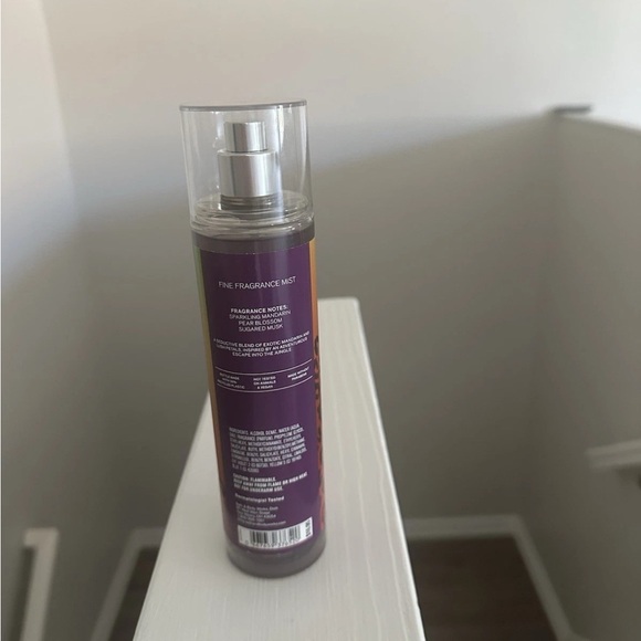 Bath & body works into the wild - Picture 2 of 2